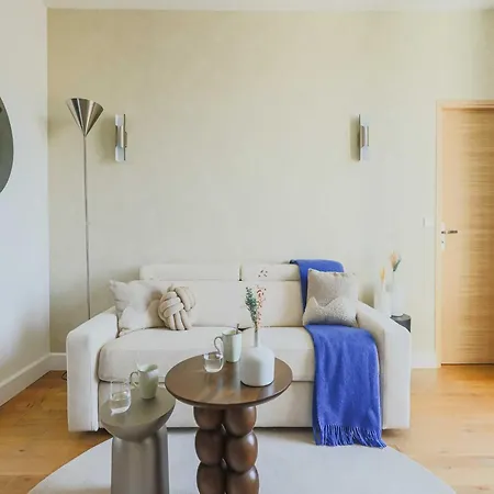Apartment Charming Flat -1br-4p- 17e Paris